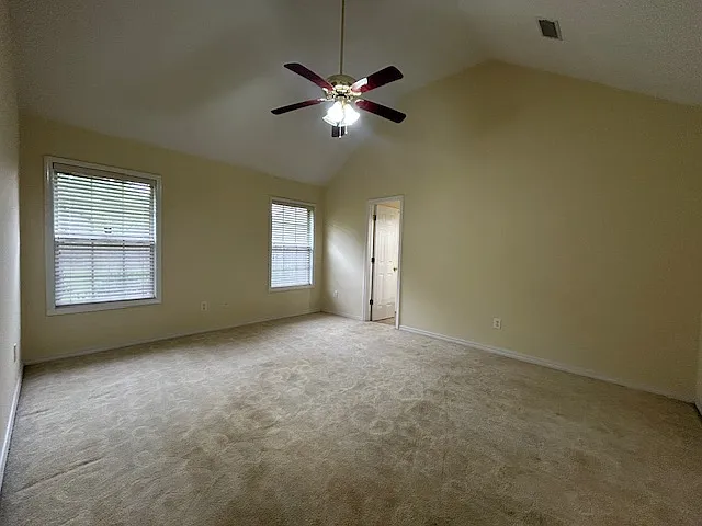 60 First Colony Dr — Photo 24
