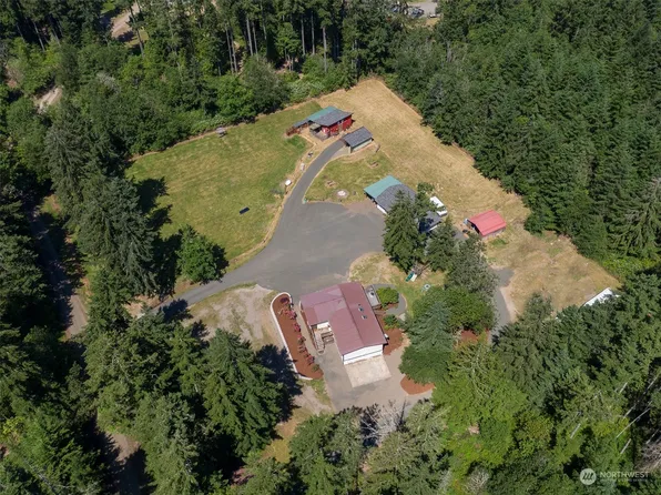 3063 SE Chickory Lane, Olalla, WA 98359