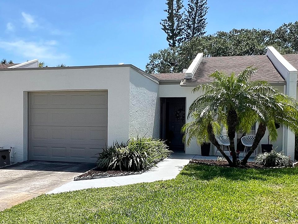 1st image of 305 Markley Ct