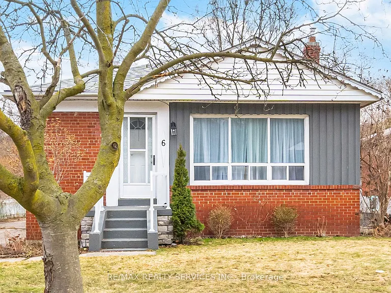 6 Bonnyview Dr #LOWER — Photo 1