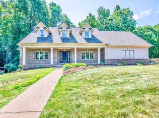 197 Whippoorwill Dr, Oak Ridge, TN 37830