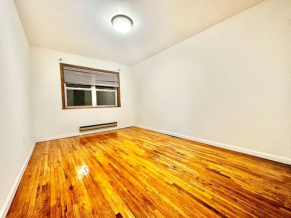 2nd image of 21132 23rd Ave APT 1