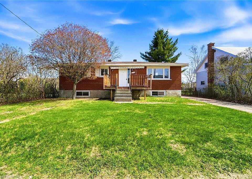 1st image of 625 1st Ave