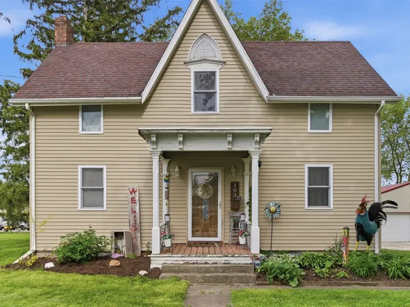 103 Park Ave NE, Mitchellville, IA 50169
