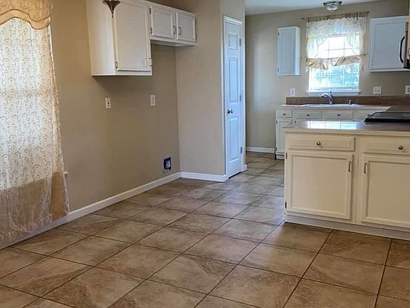 4th image of 330 L Kirth Dr
