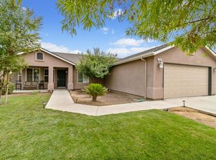 1988 Park Ave, Sanger, CA 93657