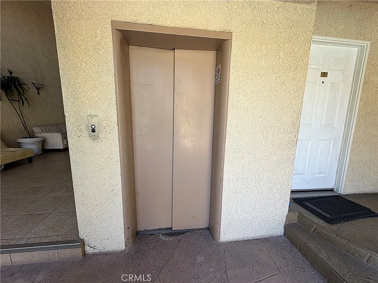 4358 Mammoth Ave #10 — Photo 24