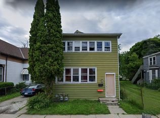 1636 S Memorial Dr, Racine, WI 53403