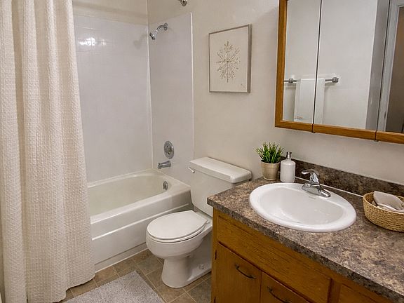 5th image of 1020 S 41st Ave APT 16