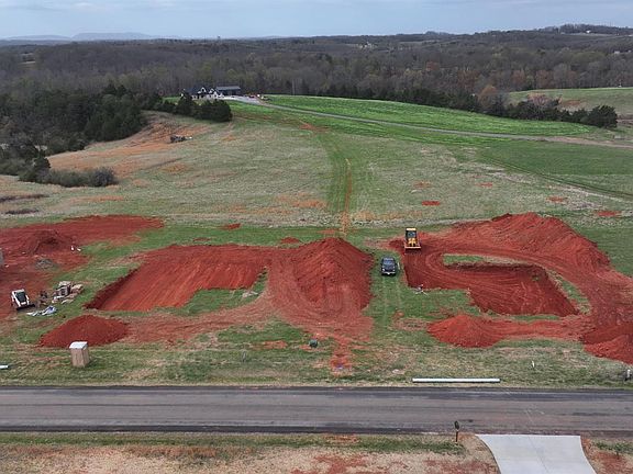 4th image of 14 Wells Rd