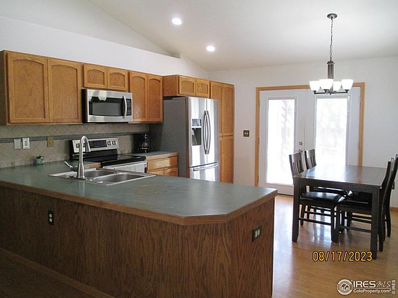 5th image of 1537 S Frances Ave