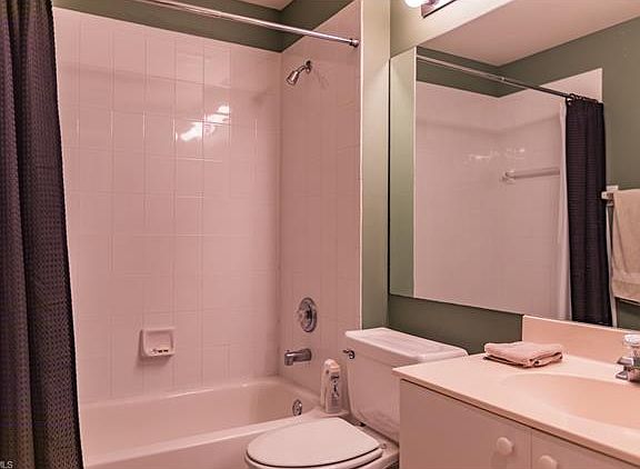 2nd image of 4650 Yacht Harbor Dr APT 124