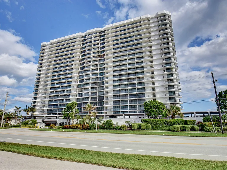 250 S Ocean Blvd #16C — Photo 83