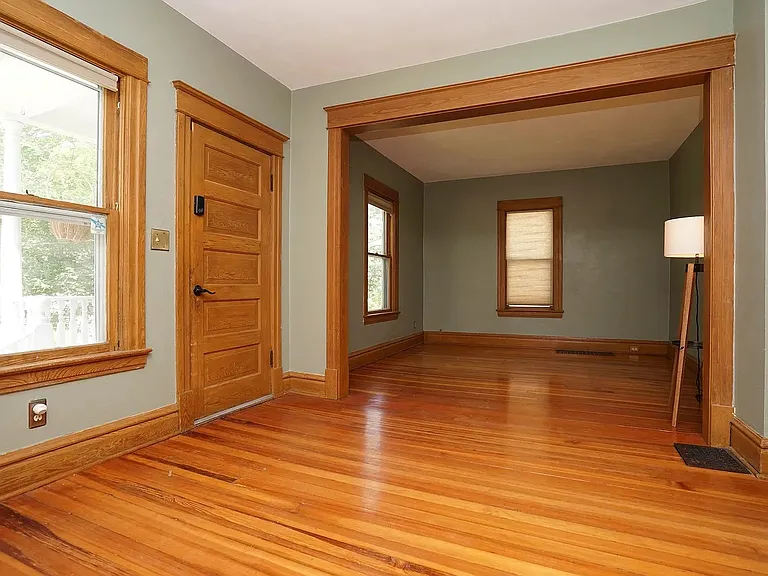 1005 C St — Photo 3