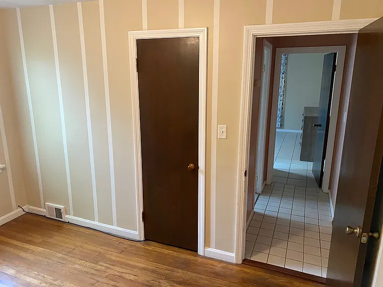 4218 Okalona Rd — Photo 21