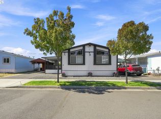 5 Manor Loop, Roseburg, OR 97471