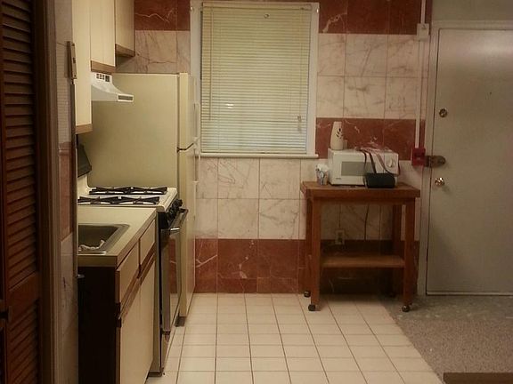 Marble & Tile Kitchen