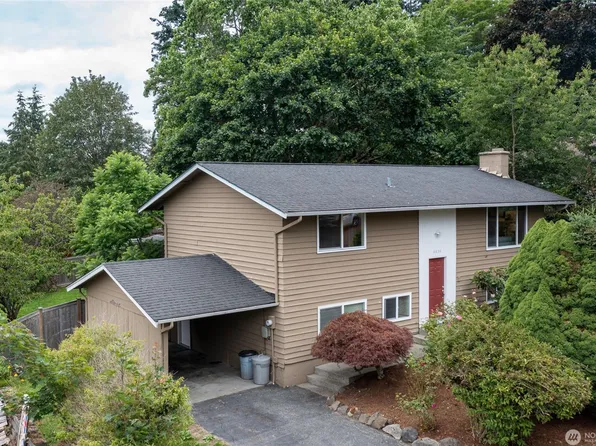 8836 NE 138th St, Kirkland, WA 98034