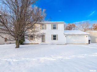 3317 W Richwoods Blvd, Peoria, IL 61604