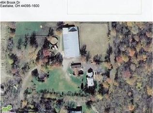 464 Brook Dr, Eastlake, OH 44095