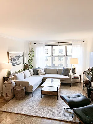 Rented by Owner | media 9