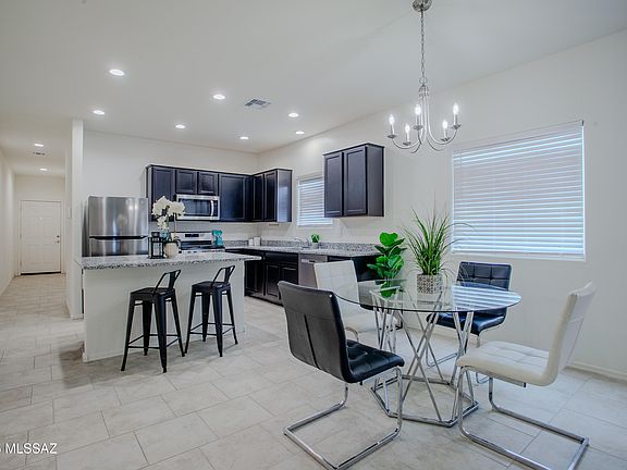 4th image of 10359 N Tenaza Ct