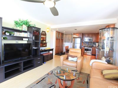 400 Hobron Ln APT 2715, Honolulu, HI, 96815