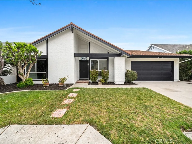 9374 Fleetwood St — Photo 2