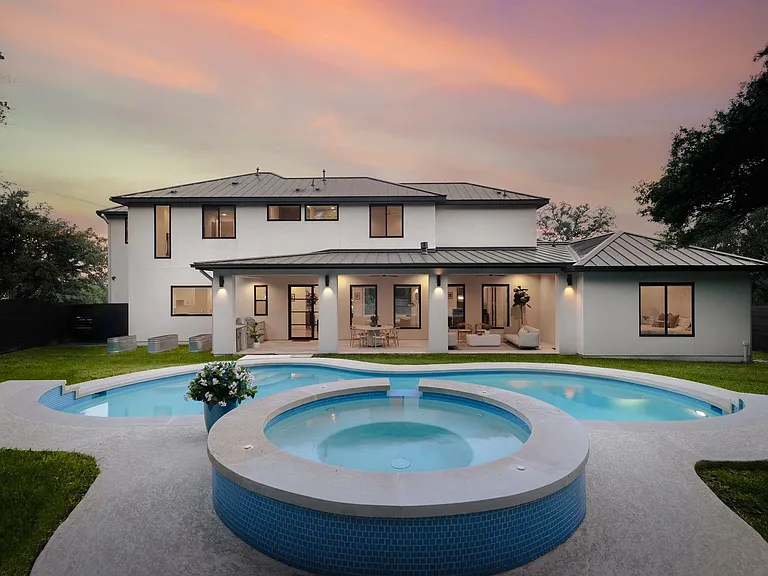 1800 Bay Hill Dr — Photo 34