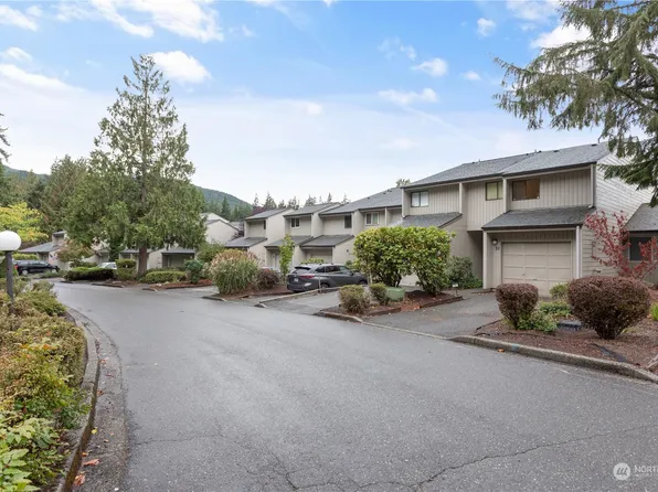 1 Lake Louise Drive #32, Bellingham, WA 98229