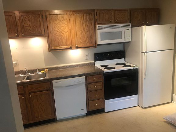 5th image of 403 N Martin Luther King Blvd APT 6