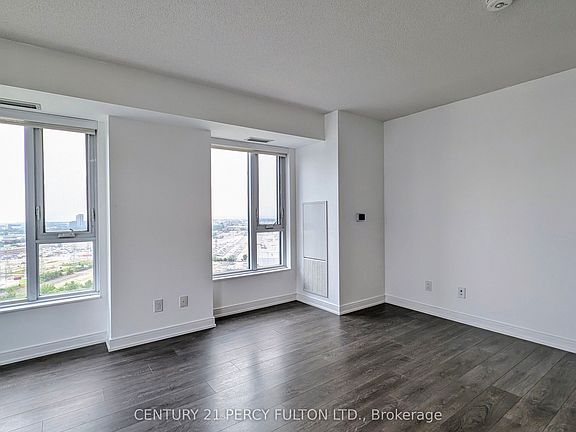 5th image of 30 Samuel Wood Way #1908