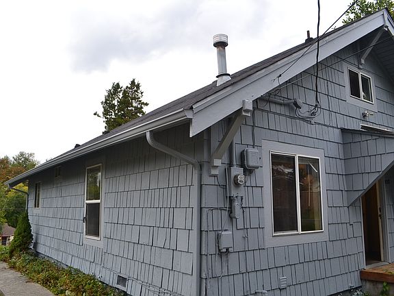 3rd image of 4537 E East St