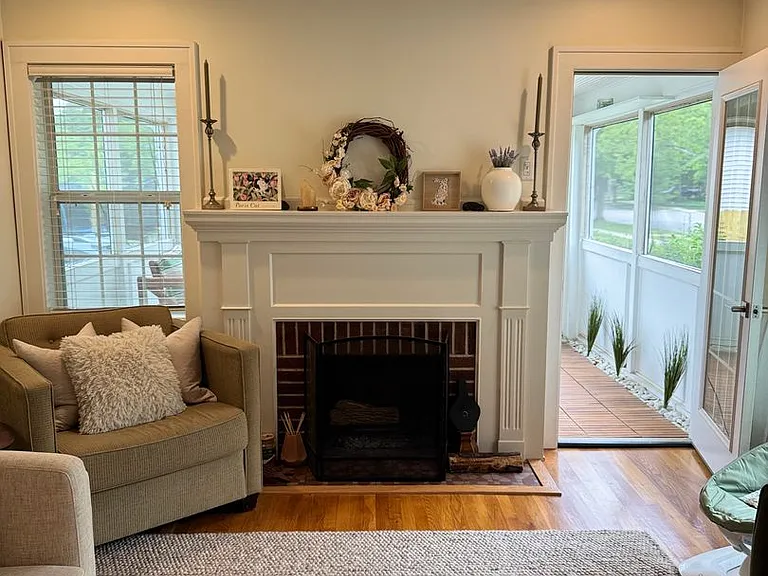 2163 Englewood Dr SE — Photo 9