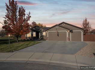 1050 E Cougar Creek Ct, Meridian, ID 83646