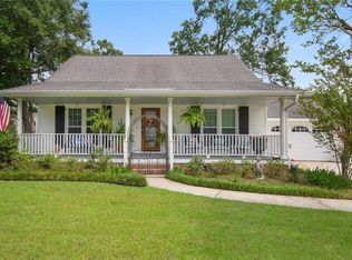 205 Nottoway Dr, Mandeville, LA 70471