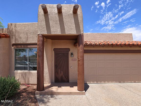 2nd image of 3731 N Crest Ranch Dr