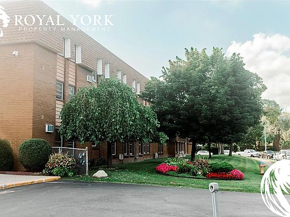 2nd image of 6595 Thornberry Cres #6591