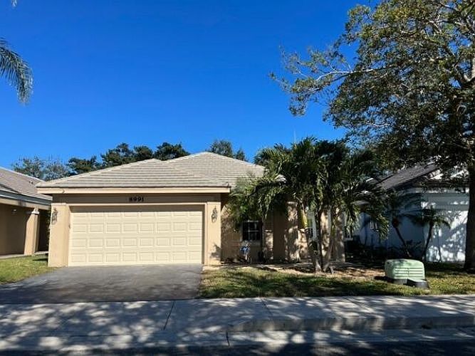 1st image of 8991 Lake Park Cir N