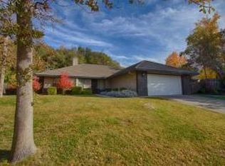3677 Canterbury Dr, Redding, CA