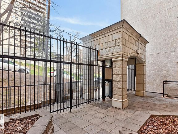 4th image of 10503 98th Ave NW #614