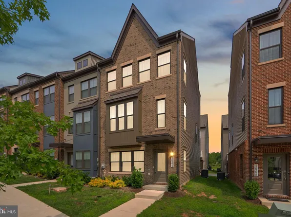 3564 Stella Blue Dr, Hyattsville, MD 20782