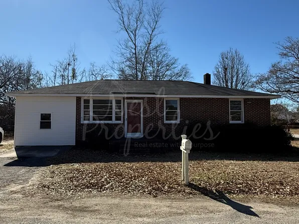 921 Woodland Dr, West Columbia, SC 29169