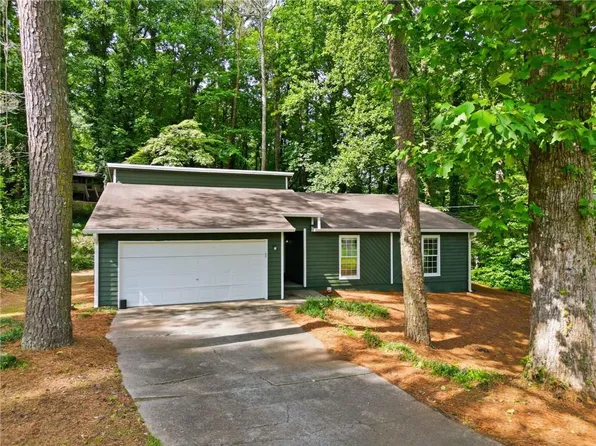4738 Jamerson Forest Cir, Marietta, GA 30066