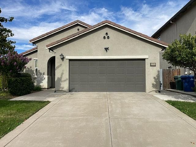 2nd image of 9598 Blue Mountain Way