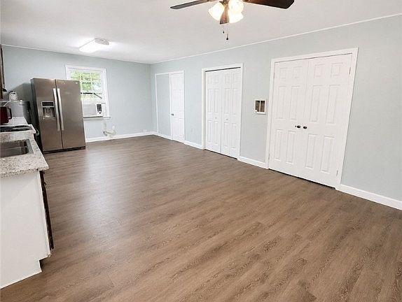 3rd image of 501 Buckhalter Rd