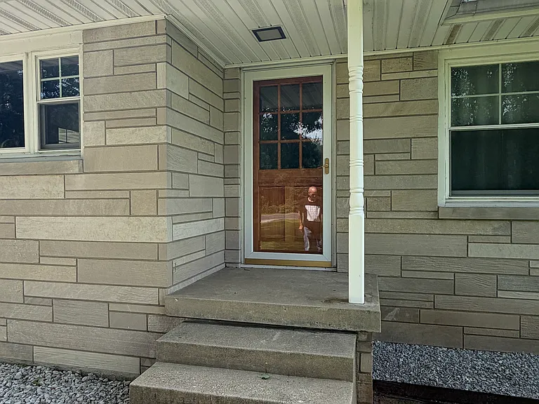5069 E Wabash Ave — Photo 6