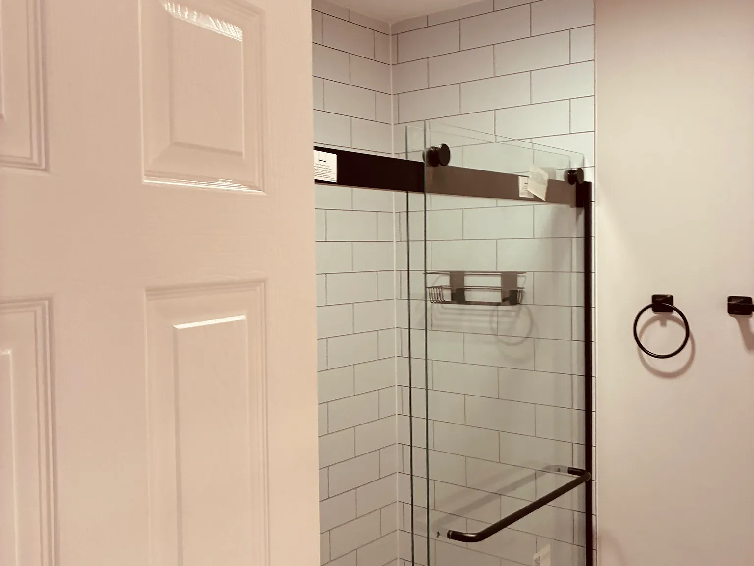 4 bed, 2.5 bath, 1900 sqft, $2,200 — Photo 4