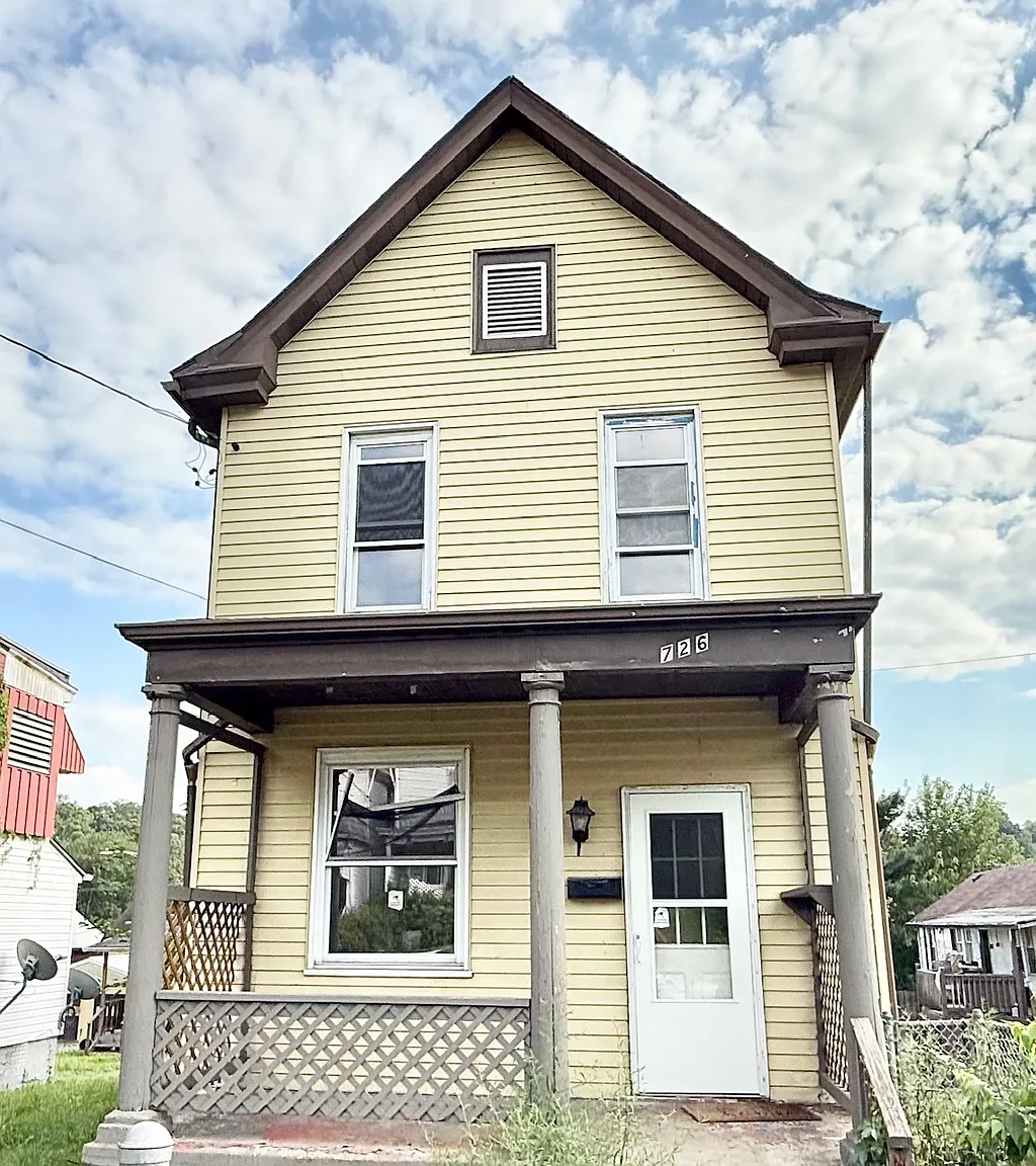726 Waddell Ave photo 1