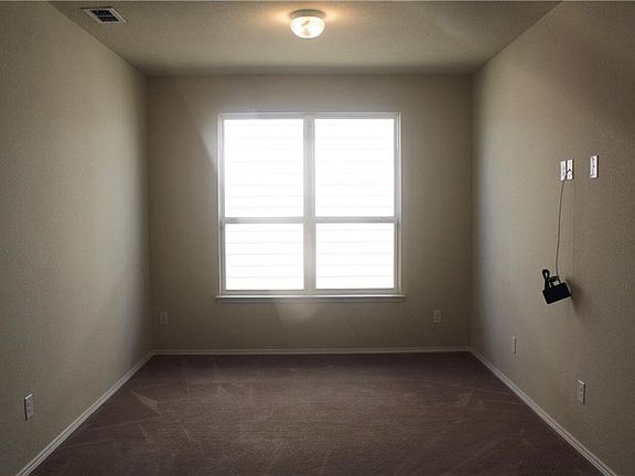 3rd image of 6024 Hailey Ct